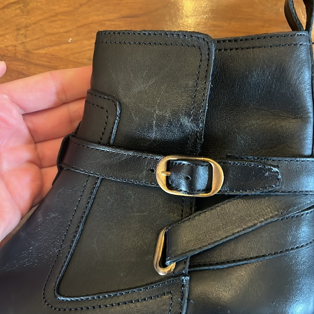 Steve Madden Colletta Leather Buckle Detail Lug Sole Booties - Picture 7 of 14